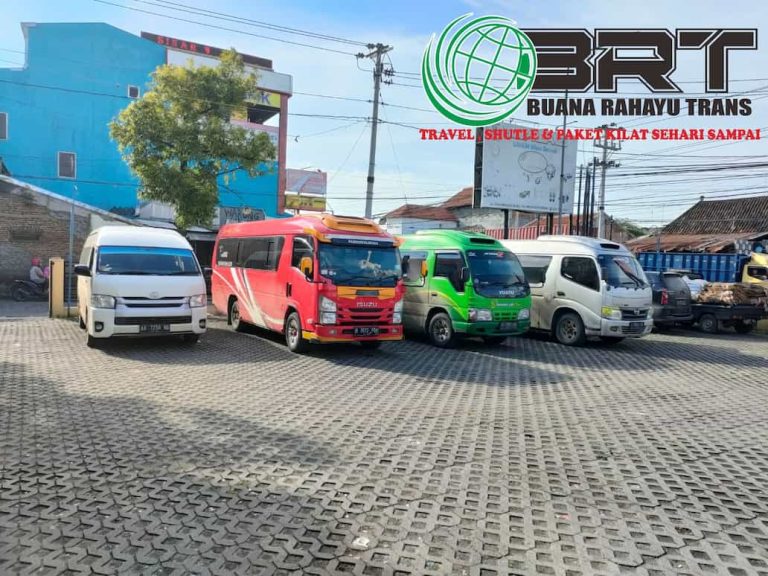 Armada Haice computer Putih Elf Giga Merah, Elf NLR hijau, Hino Dutro Putih, Travel shuttle door to door dan paket kilat BRT Buana Rahayu Trans Di area POOL
