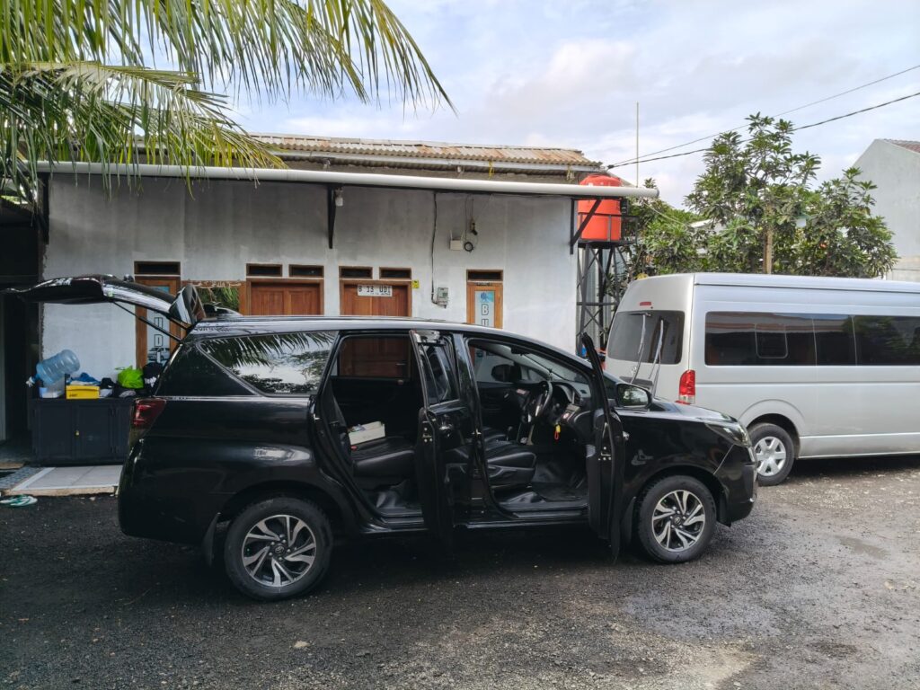 Travel Executive Jakarta Solo