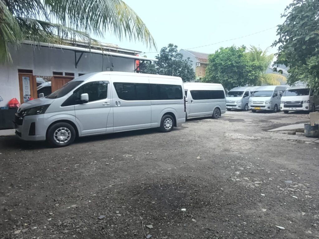 Armada Travel Door To door Haice Buana Rahayu Trans